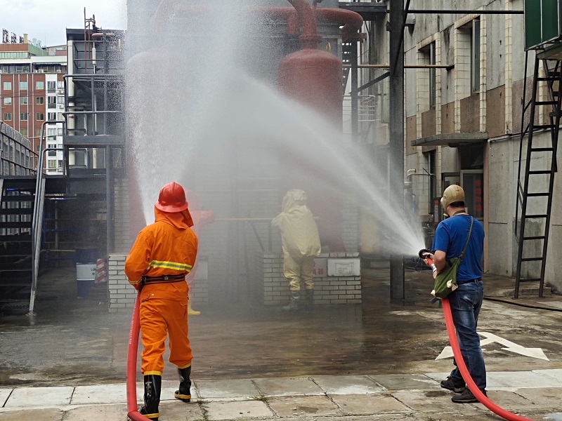 4演练液氨 - 副本.jpg