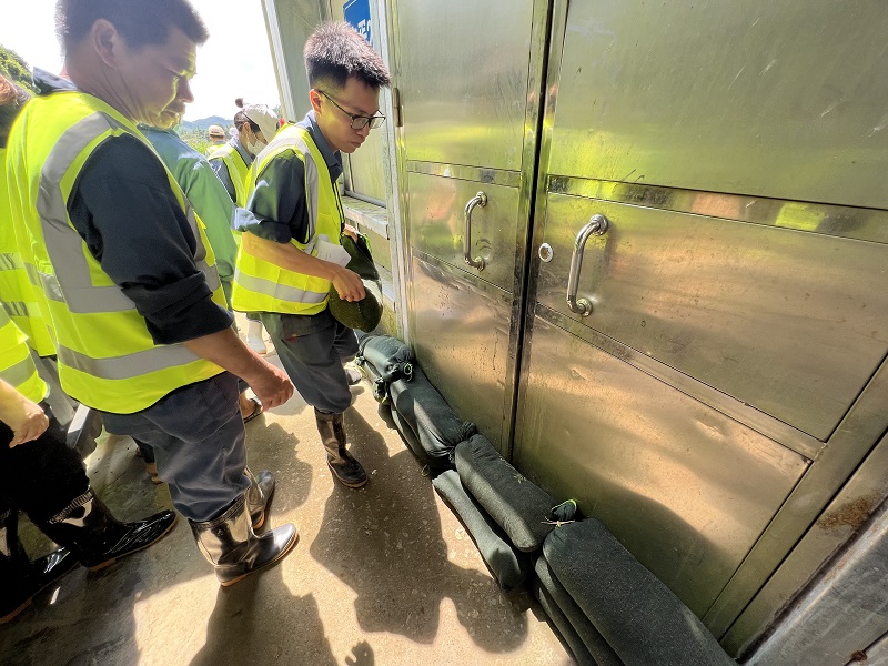 4演练防汛 - 副本.jpg